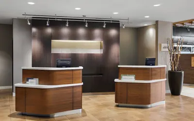 Photo 5 - Courtyard by Marriott Newark Downtown