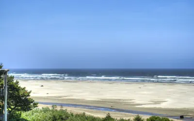 Photo 4 - Little Creek Cove Beachfront Resort