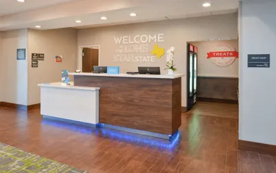 Photo 5 - Hampton Inn & Suites Port Aransas
