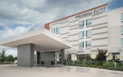 Photo 2 - SpringHill Suites by Marriott Kenosha