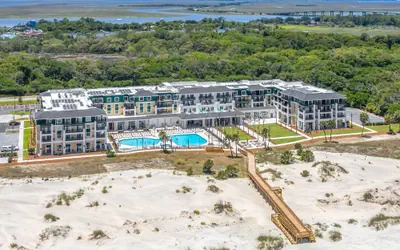 Photo 2 - Courtyard by Marriott Jekyll Island