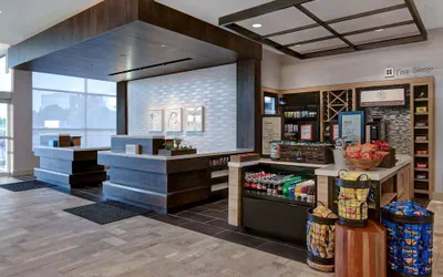 Photo 5 - Hilton Garden Inn Cedar Rapids