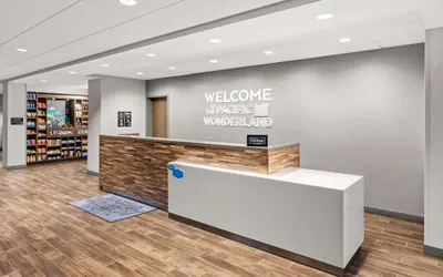 Photo 4 - Hampton Inn & Suites Portland Tigard