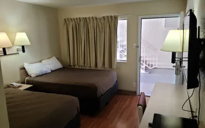 Photo 5 - Motel 9 Las Cruces