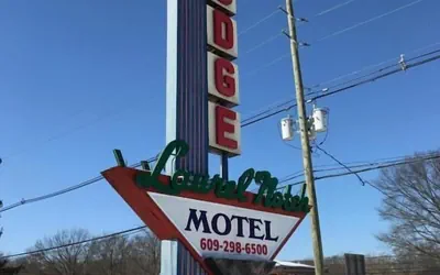 Photo 2 - Laurel Notch Motel