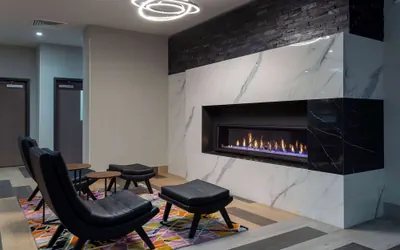 Photo 5 - Baymont Inn & Suites by Wyndham Madison