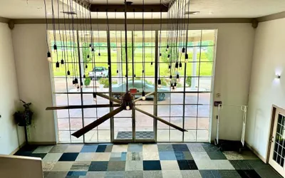 Photo 5 - University Inn of Carbondale
