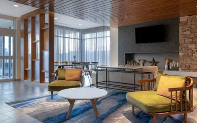 Photo 5 - Fairfield Inn & Suites by Marriott Denver Airport at Gateway Park