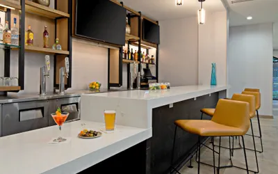 Photo 3 - SpringHill Suites by Marriott Valencia