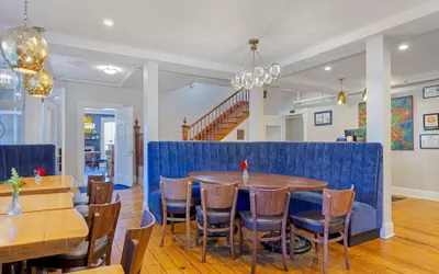 Photo 5 - The Colonial Inn, an Ascend Collection Hotel