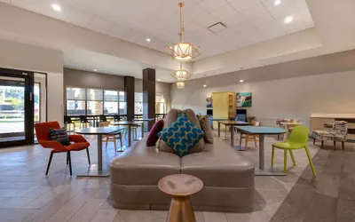 Photo 3 - Home2 Suites by Hilton Gulf Breeze Pensacola Area
