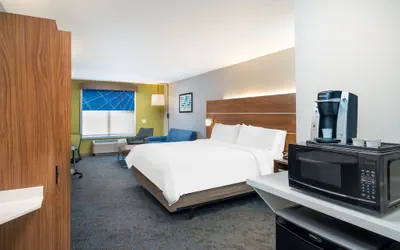 Photo 5 - Holiday Inn Express & Suites Dahlonega by IHG