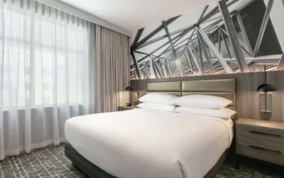 Photo 5 - Embassy Suites by Hilton Atlanta Midtown