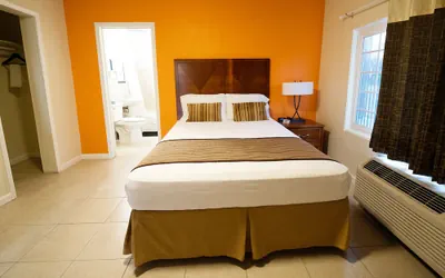 Photo 4 - Stay inn suite