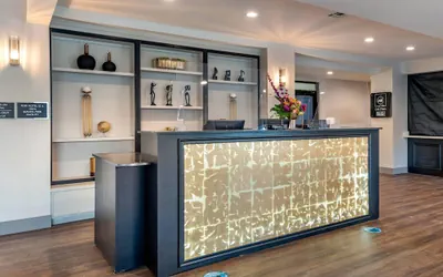 Photo 3 - Lyric Hotel West End, Trademark Collection by Wyndham