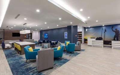Photo 5 - La Quinta Inn & Suites by Wyndham Round Rock near Kalahari
