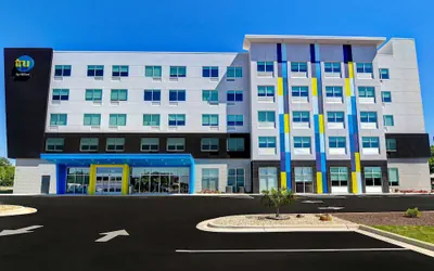 Photo 2 - Tru by Hilton Rocky Mount
