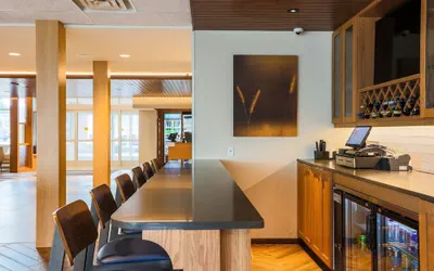 Photo 4 - Fairfield Inn & Suites by Marriott Marquette