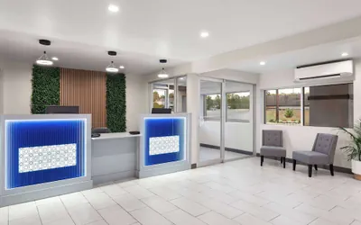 Photo 3 - Baymont by Wyndham Dothan