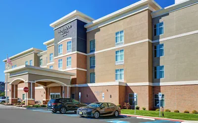 Photo 2 - Homewood Suites by Hilton Edison Woodbridge