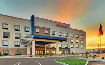 Photo 2 - Hampton Inn Lebanon