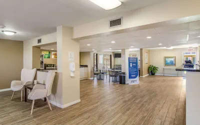 Photo 2 - Suburban Studios Hotel Kingsland Near I-95