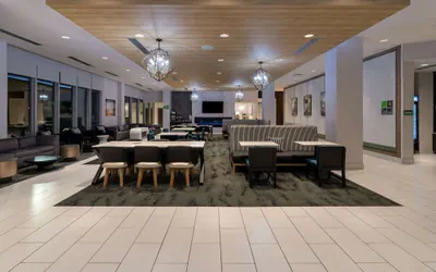 Photo 5 - La Quinta Inn & Suites by Wyndham Maricopa - Copper Sky