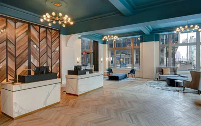 Photo 3 - Courtyard by Marriott Cincinnati Downtown