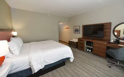 Photo 4 - Hampton Inn by Hilton Richwood Cincinnati South