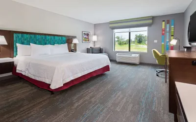Photo 2 - Hampton Inn & Suites Alachua I-75