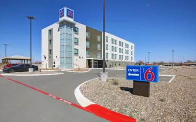 Photo 2 - Motel 6 Monahans, TX
