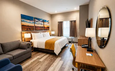 Photo 2 - Days Inn & Suites by Wyndham Tomball/Houston NW