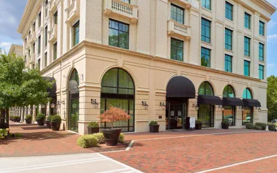 Photo 2 - The Hamilton Alpharetta, Curio Collection by Hilton