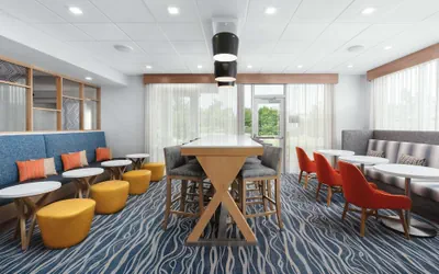Photo 3 - Hampton Inn Bellingham Airport
