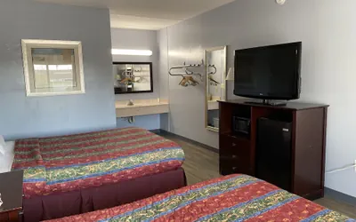 Photo 3 - Havelock Inn & Suites