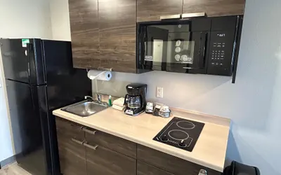 Photo 3 - Executive Residency by Best Western Medford