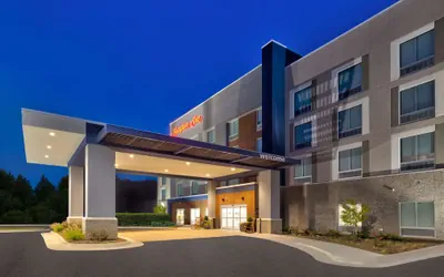 Photo 2 - Hampton Inn Danville, VA