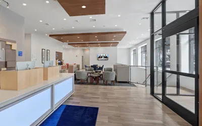 Photo 2 - Hotel 1200