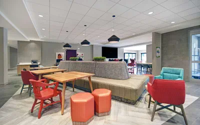 Photo 3 - Home2 Suites by Hilton Blacksburg - University