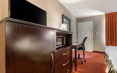 Photo 5 - Dutchland Motel