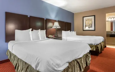 Photo 4 - Dutchland Motel