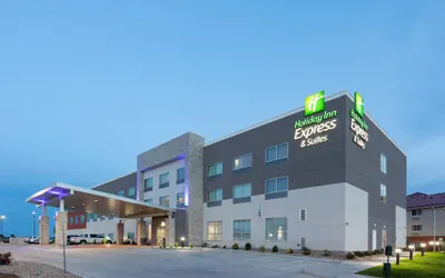 Holiday Inn Express & Suites Firestone Longmont by IHG