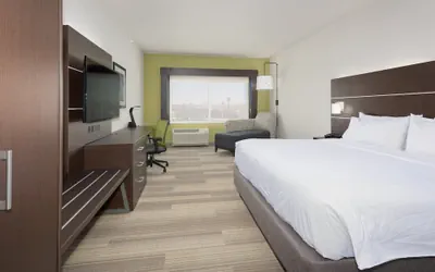 Photo 4 - Holiday Inn Express & Suites Firestone Longmont by IHG
