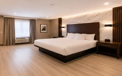 Hotel Pergola JFK Airport