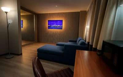 Photo 5 - Hotel Pergola JFK Airport