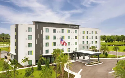 Photo 2 - Courtyard by Marriott Port St. Lucie Tradition