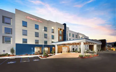 Photo 2 - Hampton Inn Oakhurst-yosemite, CA