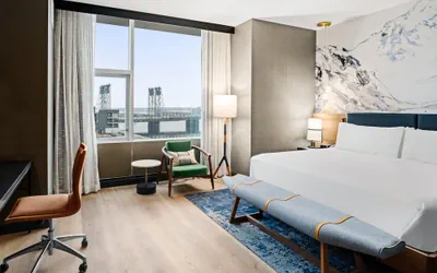 Photo 4 - Hotel Indigo Vancouver Waterfront–Portland by IHG