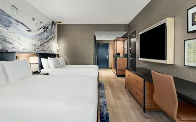 Photo 2 - Hotel Indigo Vancouver Waterfront–Portland by IHG