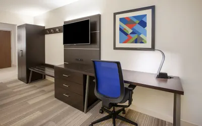 Photo 3 - Holiday Inn Express Washington DC Downtown by IHG